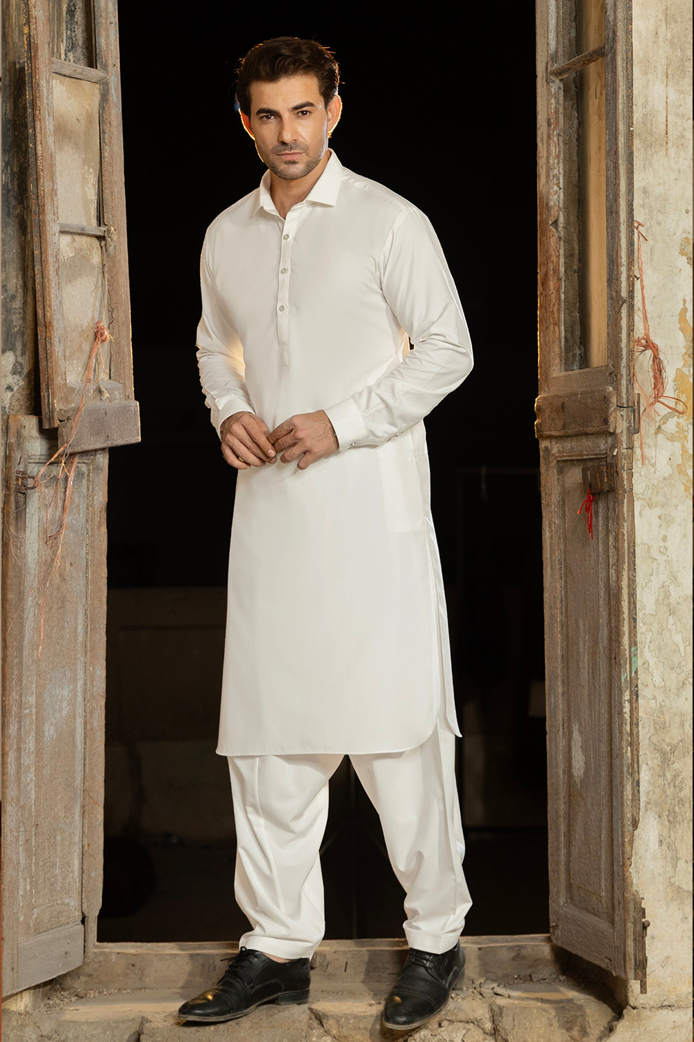 Unstitched Premium Summer Off White (4 meter per suit))